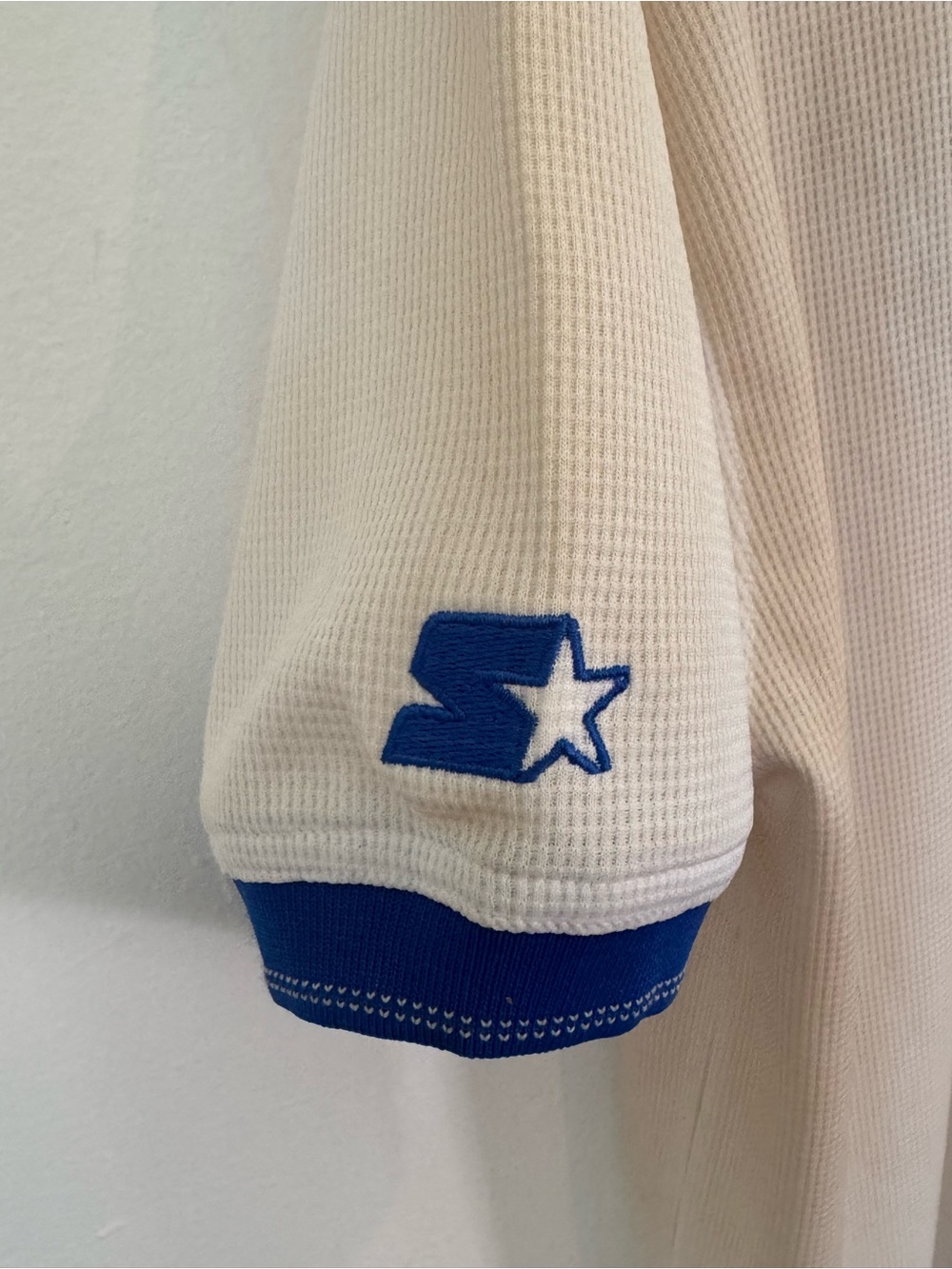 Kentucky White & Blue Polo Shirt with Embroidered Logo - Picture 3 of 4